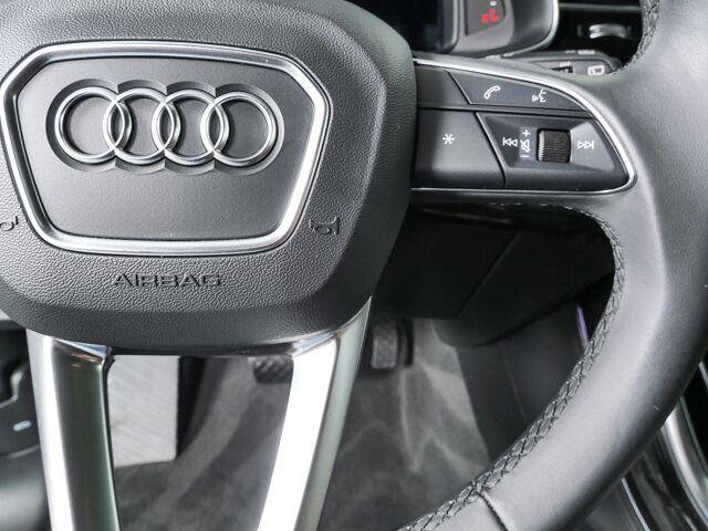 Used 2023 Audi Q8 Premium Plus AWD/4WD image 11