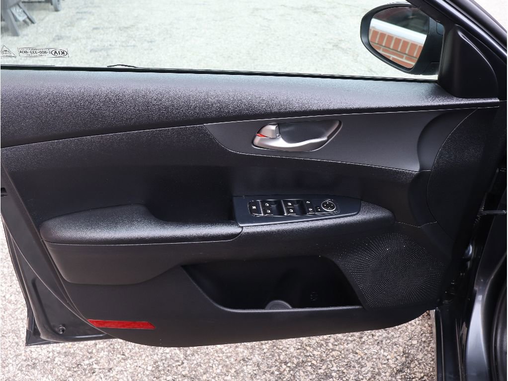 Used 2021 Kia Forte LXS image 13