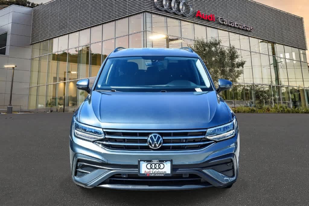 Used 2023 Volkswagen Tiguan S FWD image 2