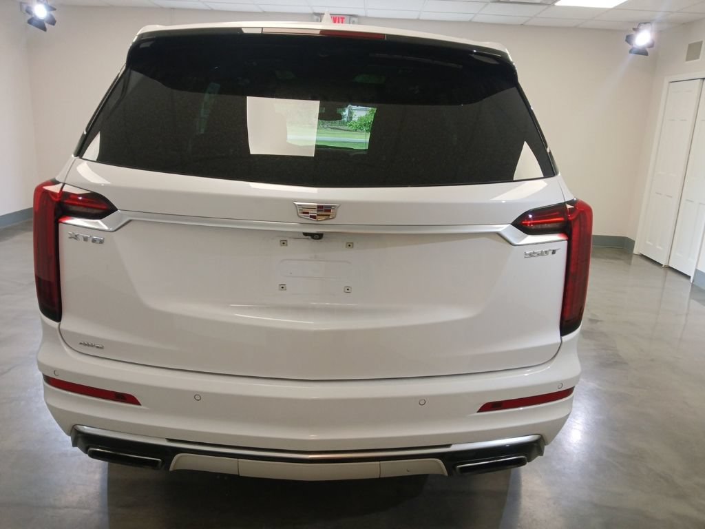 Used 2024 Cadillac XT6 Luxury AWD/4WD image 12