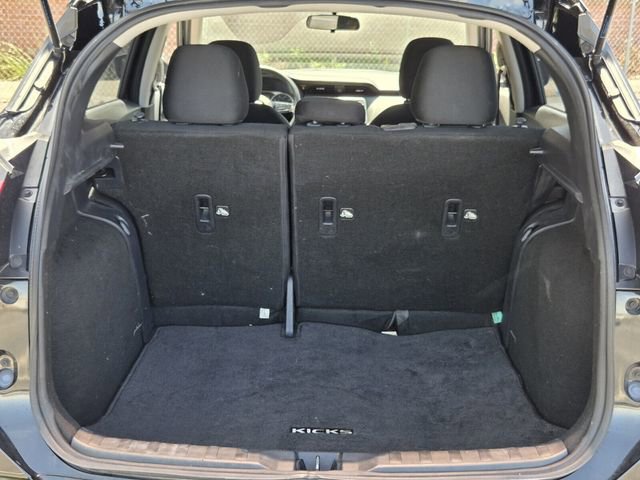 Used 2023 Nissan Kicks S FWD image 13