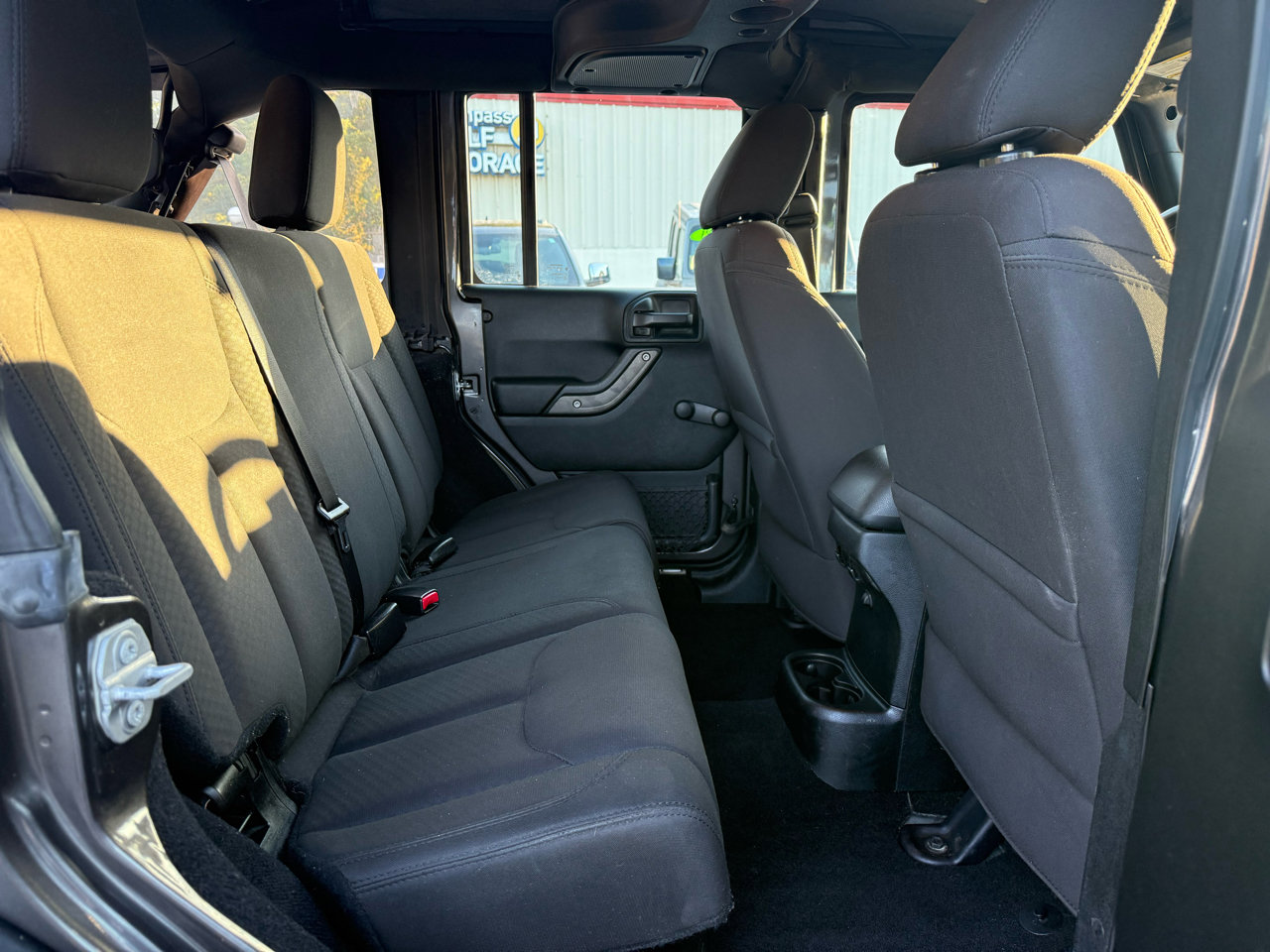 Used 2017 Jeep Wrangler Unlimited Sport w/ Connectivity Group image 13