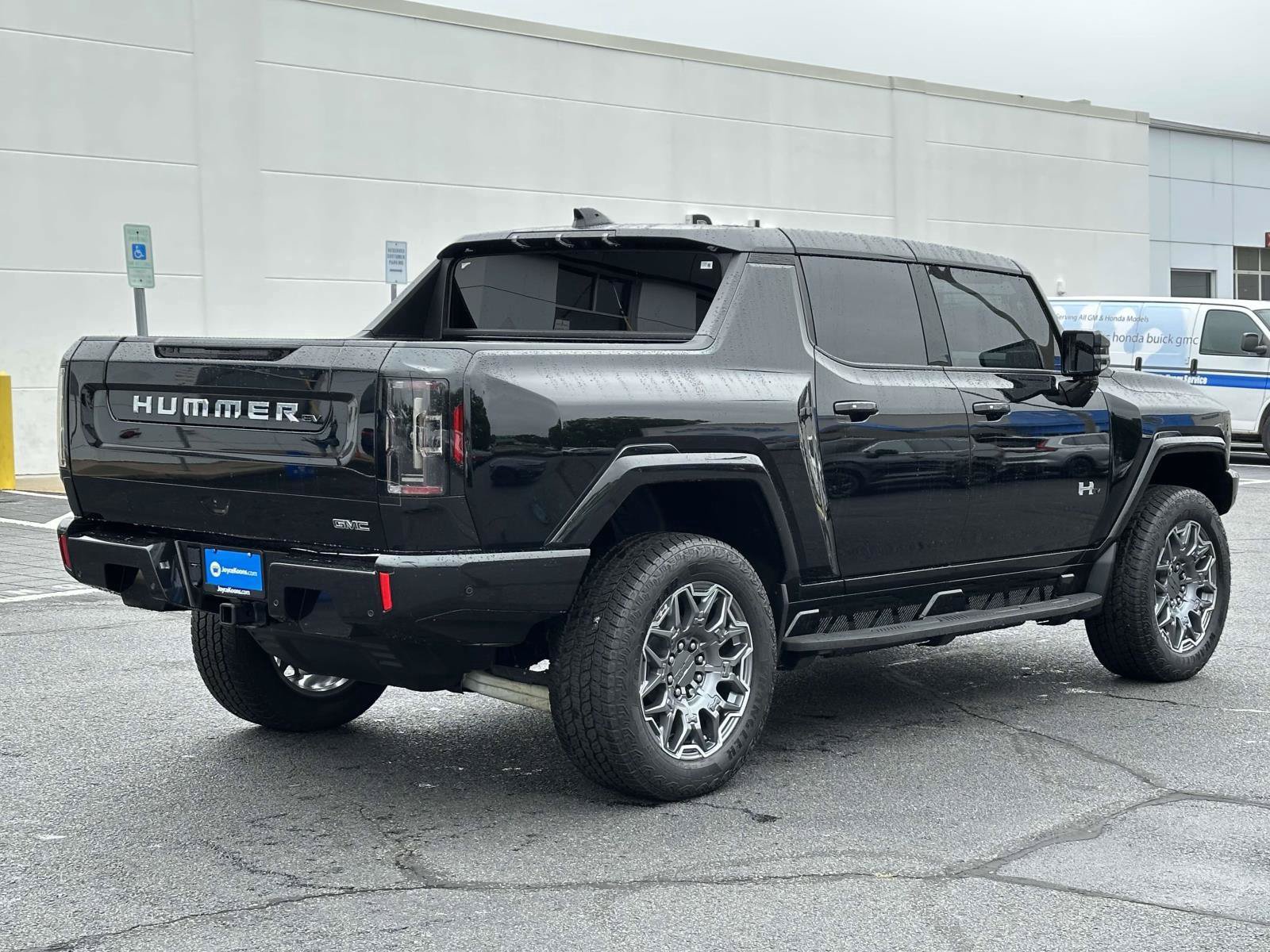 Used 2025 GMC Hummer EV 3X w/ Battery Pack, 24 Module Pack AWD/4WD image 2