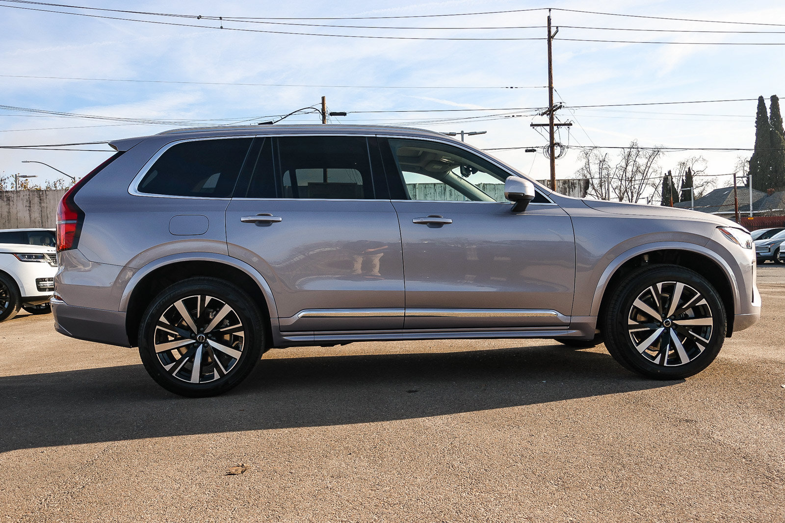 Used 2026 Volvo XC90 B5 Core w/ Protection Package Premier AWD/4WD image 4