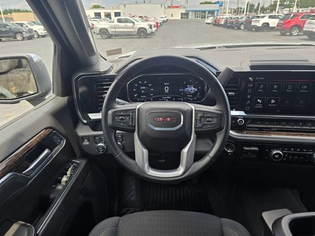 Used 2024 GMC Sierra 1500 SLE w/ Preferred Package AWD/4WD image 25