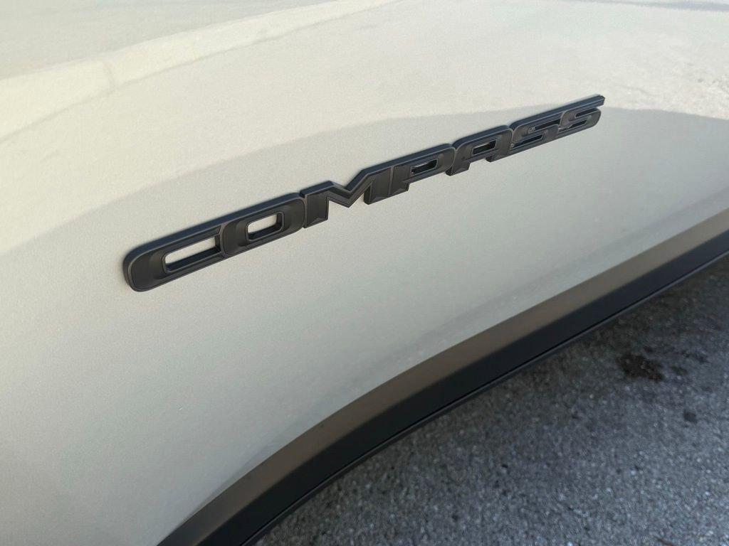 New 2026 Jeep Compass Altitude image 29