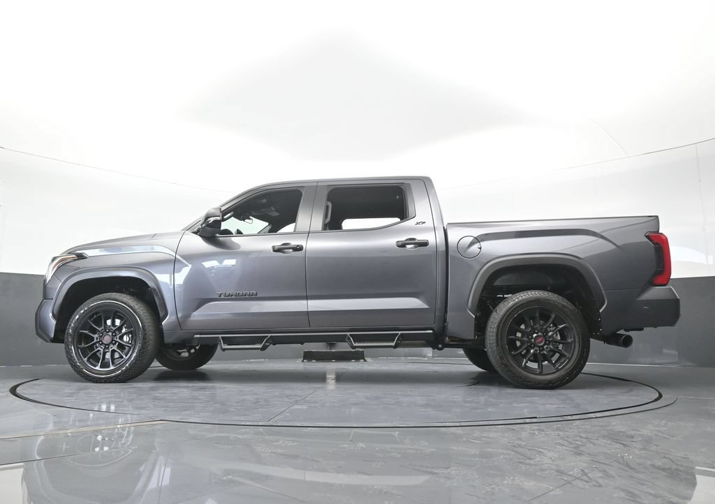 Used 2025 Toyota Tundra SR5 w/ SR5 Convenience Package AWD/4WD image 54