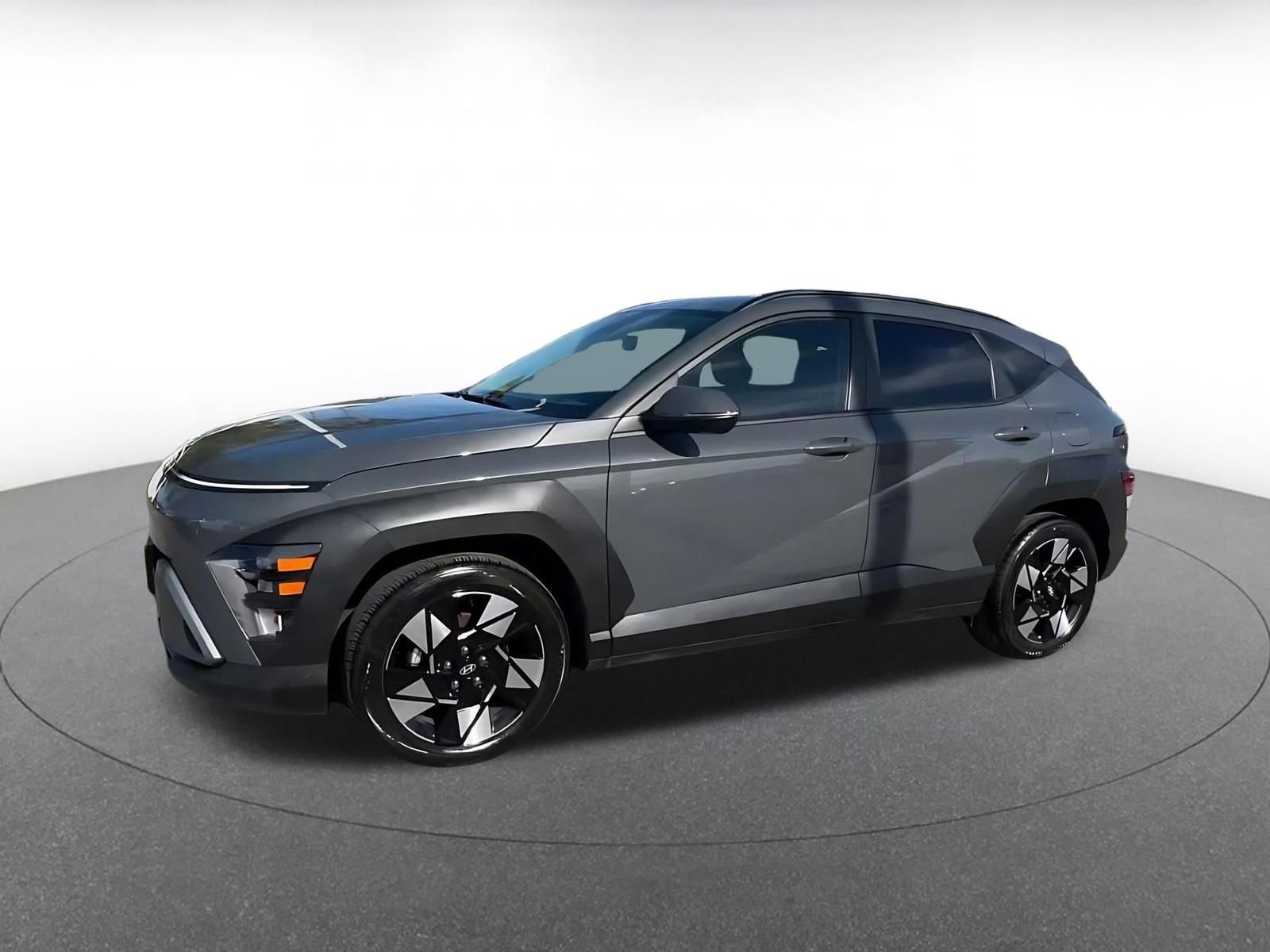 Used 2025 Hyundai Kona SEL FWD image 8