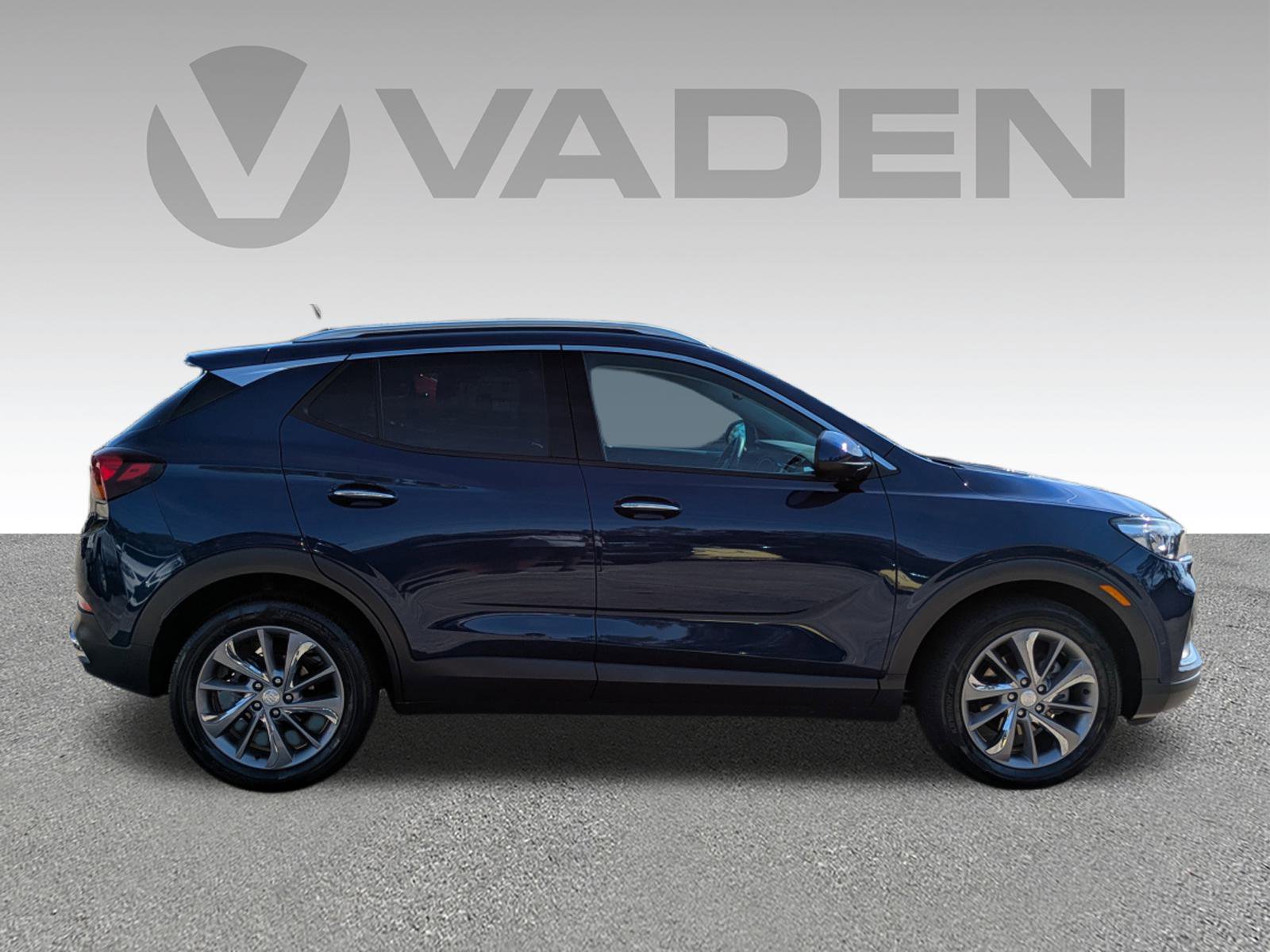 Used 2023 Buick Encore GX Essence w/ Experience Buick Package image 28