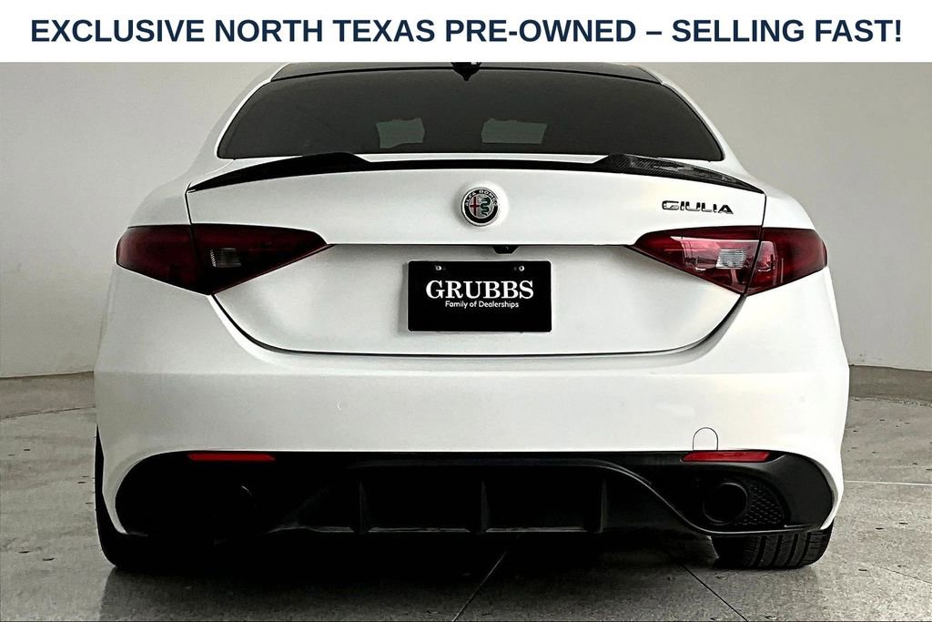 Used 2019 Alfa Romeo Giulia Ti Sport w/ Quick Order Package 22U Sport RWD image 7