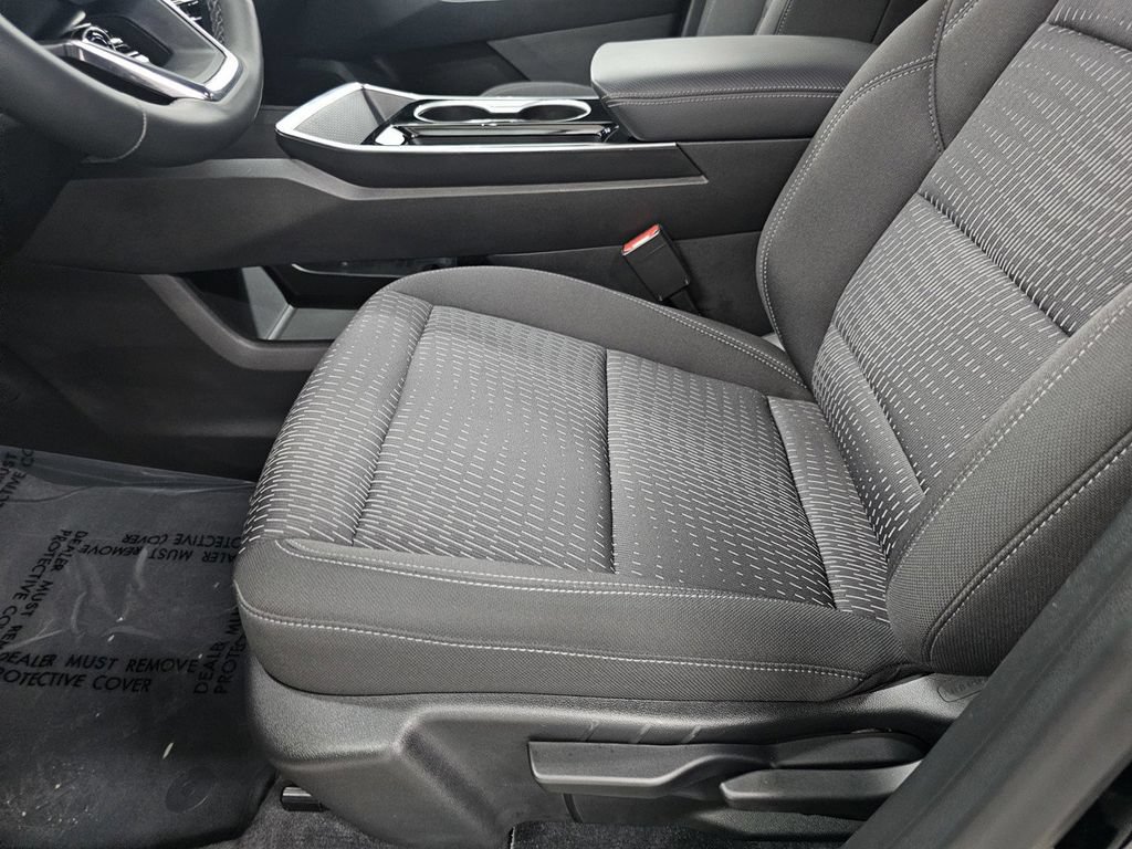 Used 2025 Chevrolet Equinox LT w/ Safety and Technology Package FWD image 14