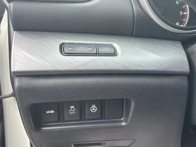Used 2017 Nissan Maxima 3.5 SL FWD image 14