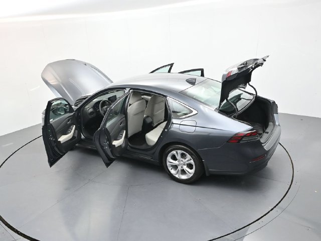 Used 2023 Honda Accord LX image 28