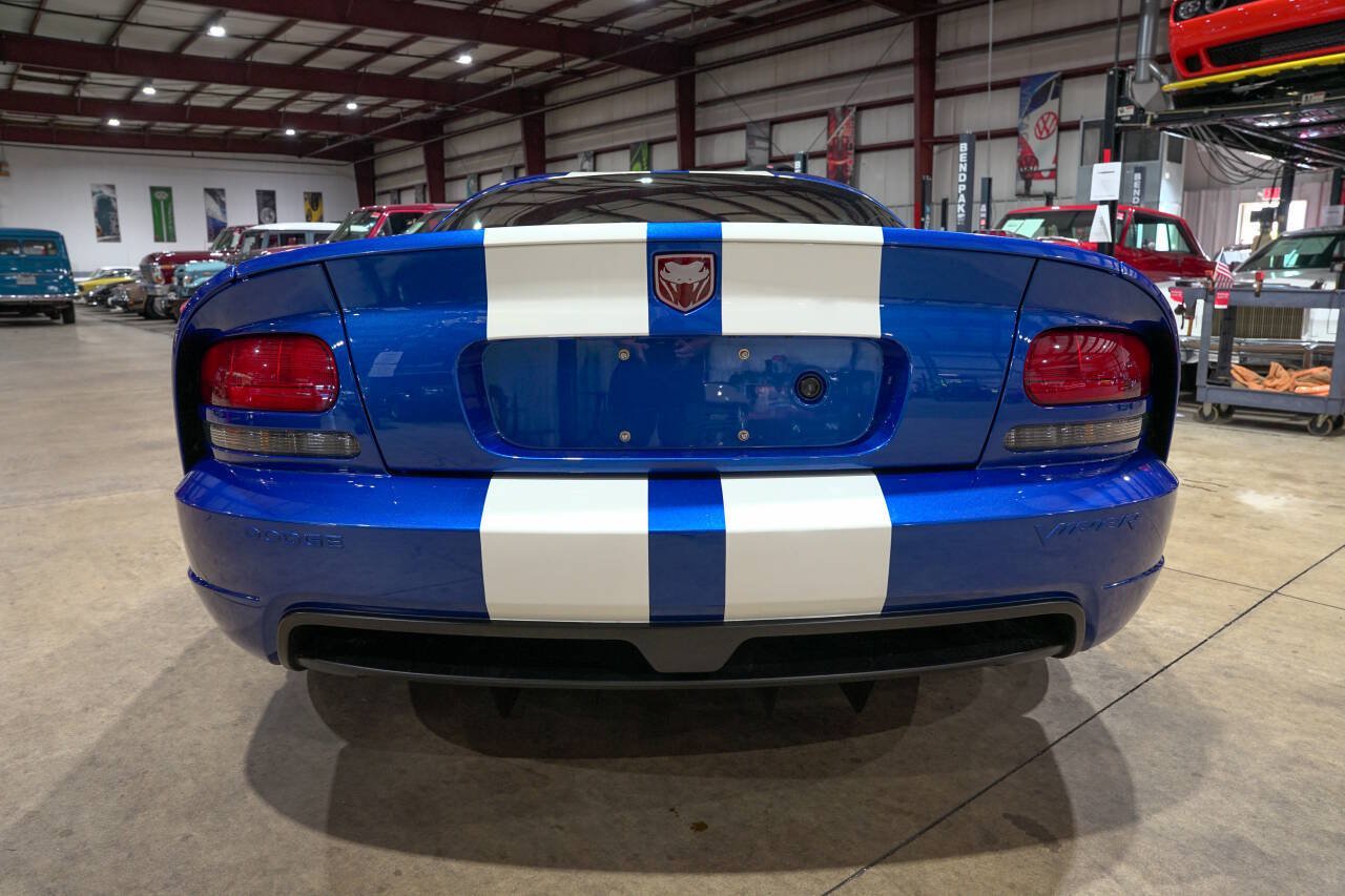 Used 2006 Dodge Viper SRT-10 w/ First Edition Group RWD image 7