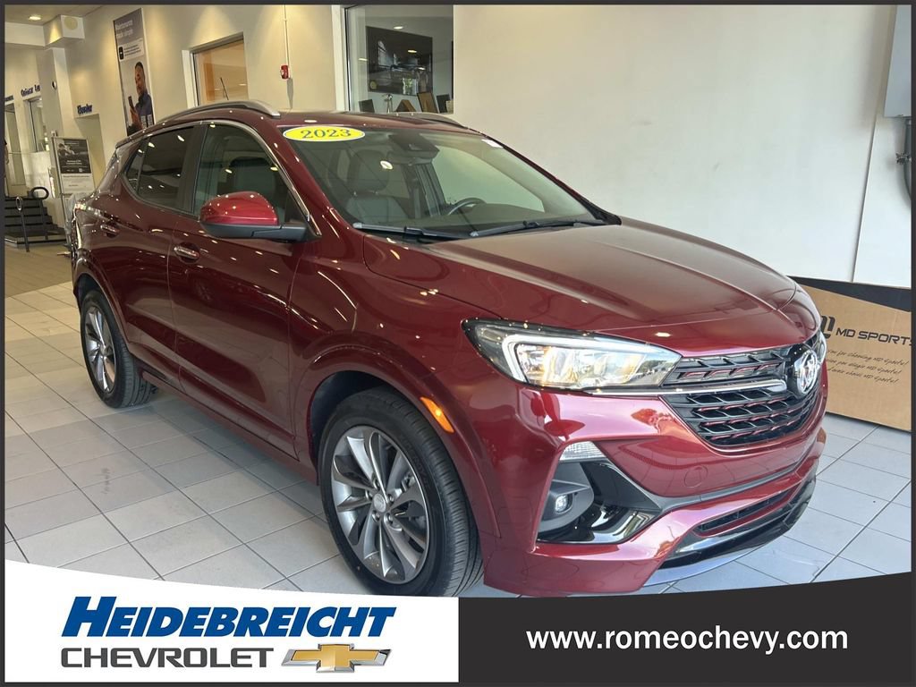 Used 2023 Buick Encore GX Select w/ Sport Touring Package FWD image 1