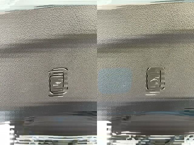 Used 2024 Chevrolet Tahoe Z71 w/ Luxury Package AWD/4WD image 9