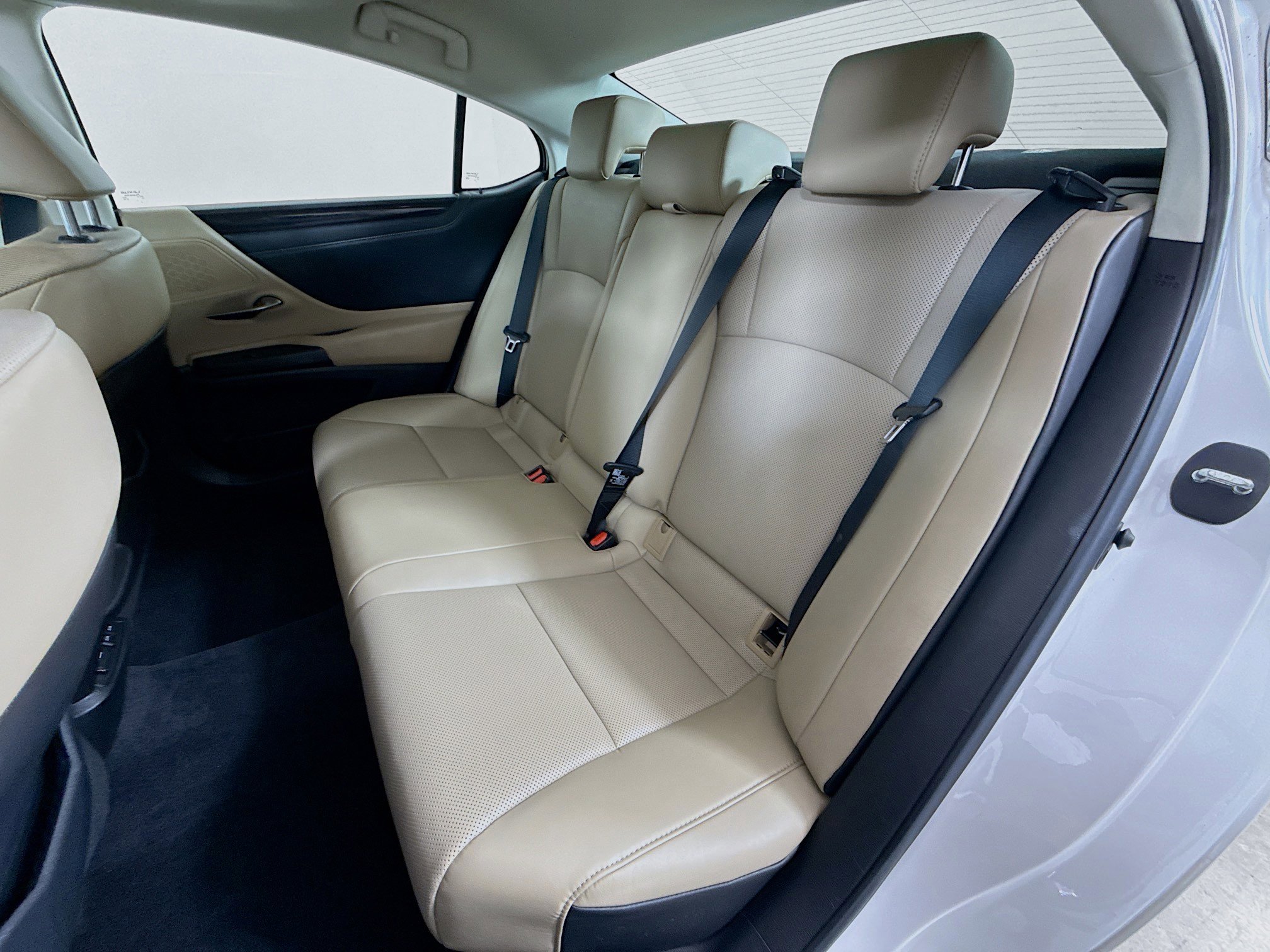 Used 2021 Lexus ES 350 w/ Premium Package FWD image 22