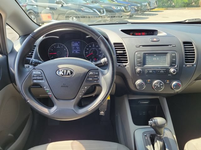 Used 2016 Kia Forte EX FWD image 30