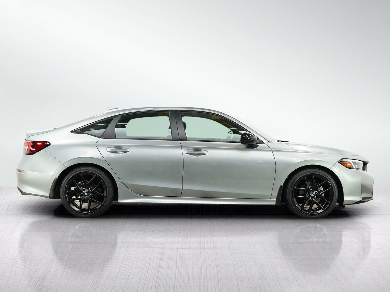 Used 2025 Honda Civic Sport image 6