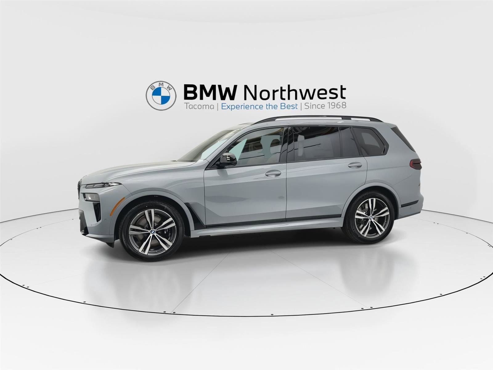 New 2026 BMW X7 M60i image 10
