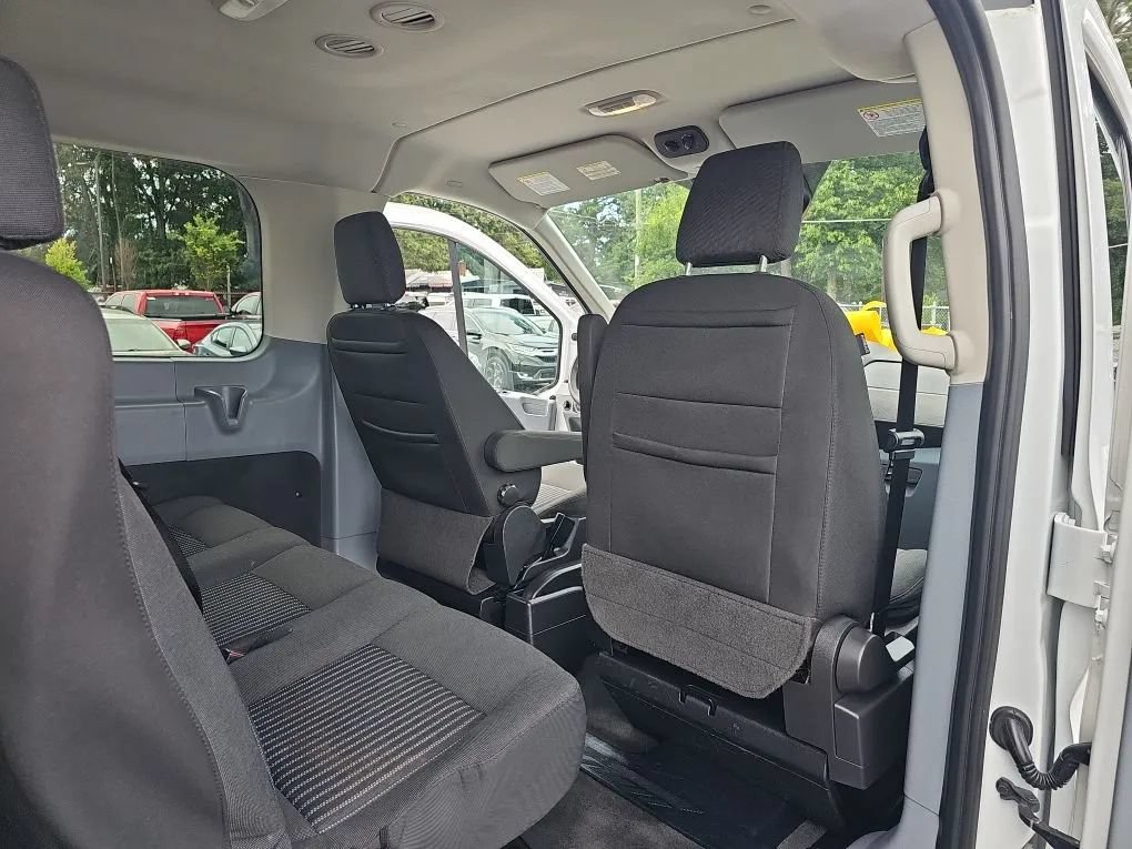 Used 2018 Ford Transit 150 XL RWD image 15