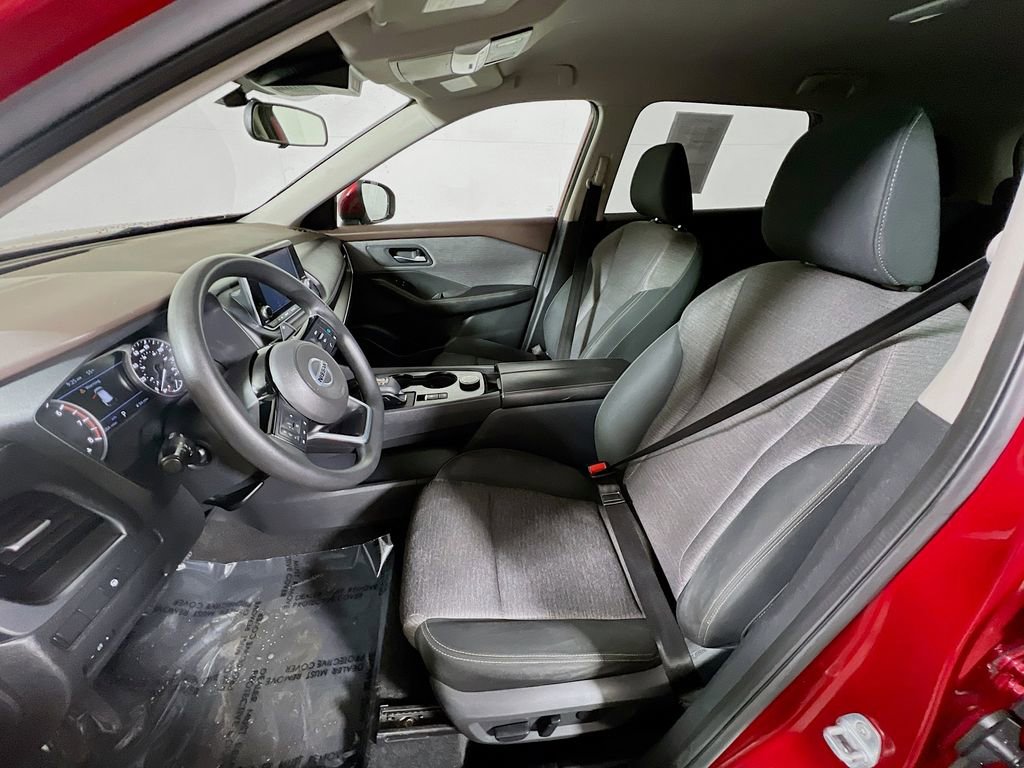 Used 2021 Nissan Rogue SV image 18