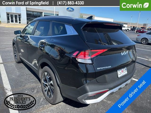 Used 2023 Kia Sportage EX AWD/4WD image 5