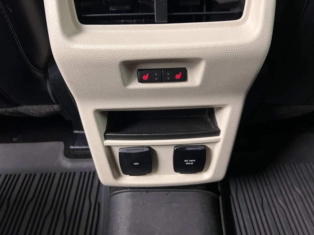 Certified 2017 Ford Edge Titanium w/ Equipment Group 301A image 35