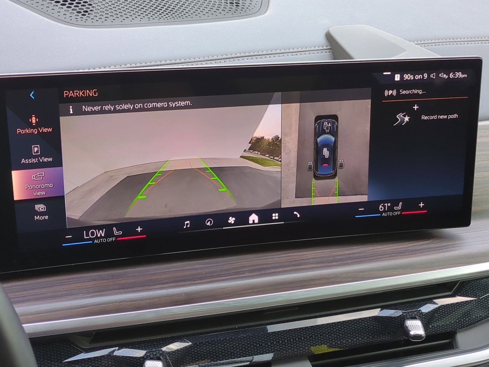 Certified 2024 BMW X6 xDrive40i w/ Premium Package image 25