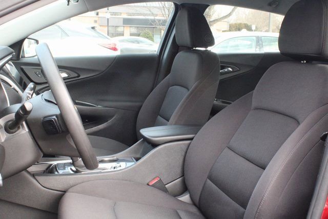 Used 2025 Chevrolet Malibu LT image 26