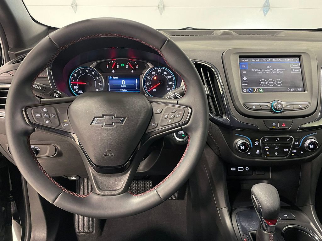Used 2023 Chevrolet Equinox RS image 37