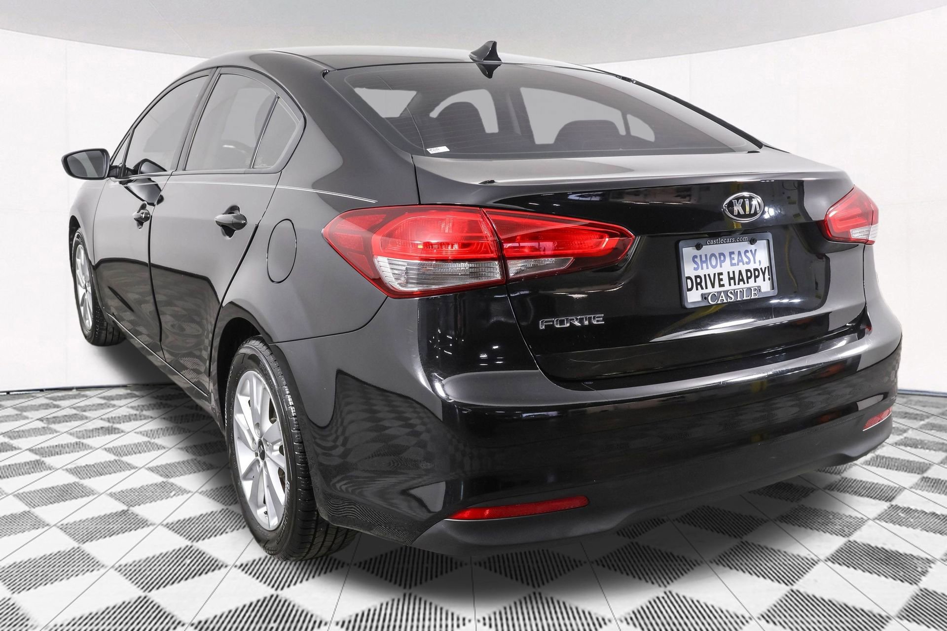 Used 2017 Kia Forte LX w/ LX Popular Package image 17