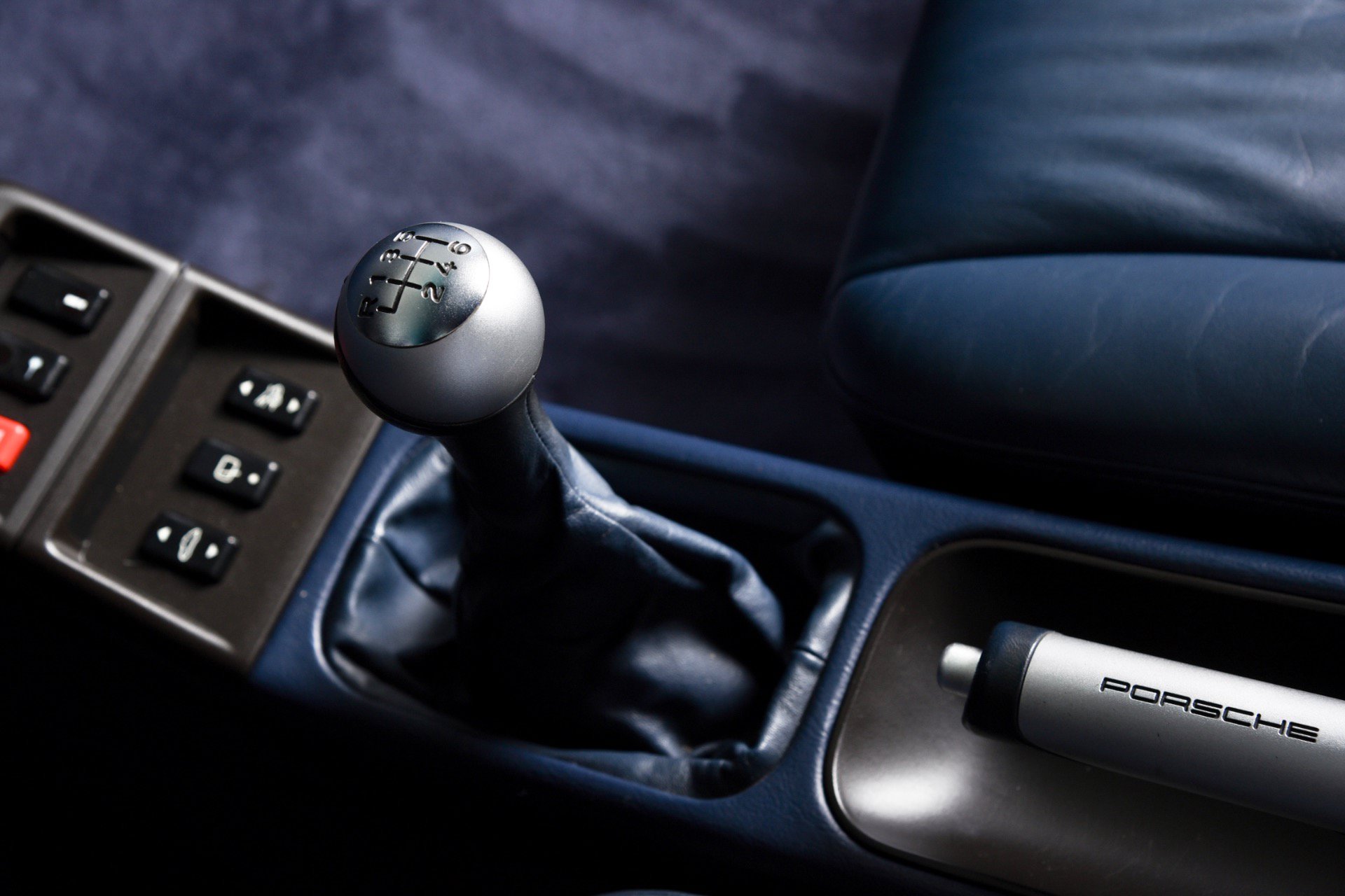 Used 1998 Porsche 911 Carrera 4S AWD/4WD image 6