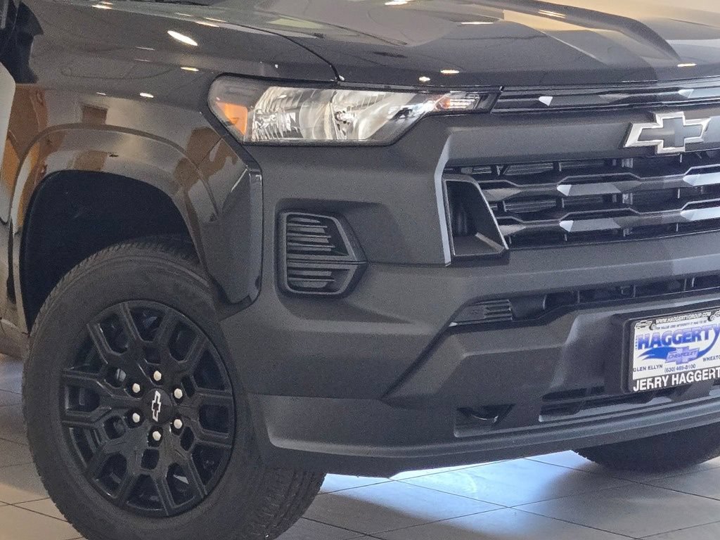 New 2026 Chevrolet Colorado W/T w/ WT Custom Package AWD/4WD image 2