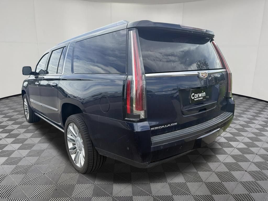 Used 2017 Cadillac Escalade ESV Platinum AWD/4WD image 5