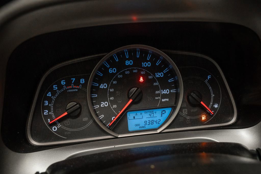 Used 2015 Toyota RAV4 LE image 15