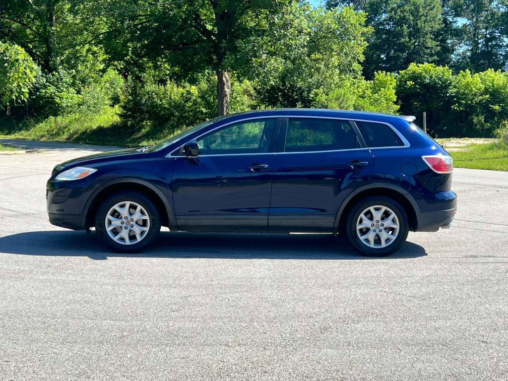 Used 2012 MAZDA CX-9 Touring w/ Moonroof & Bose Audio Pkg FWD image 8