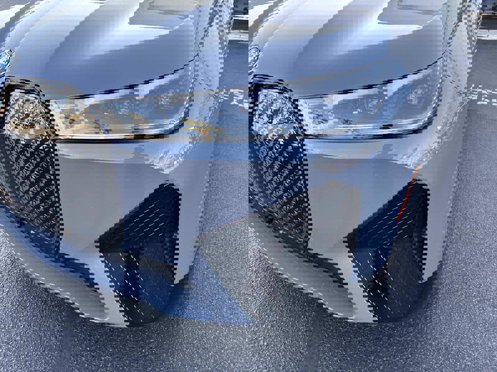 Certified 2025 BMW iX M60 image 9