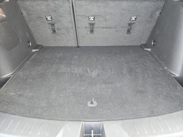 Used 2023 Chevrolet TrailBlazer LT AWD/4WD image 32