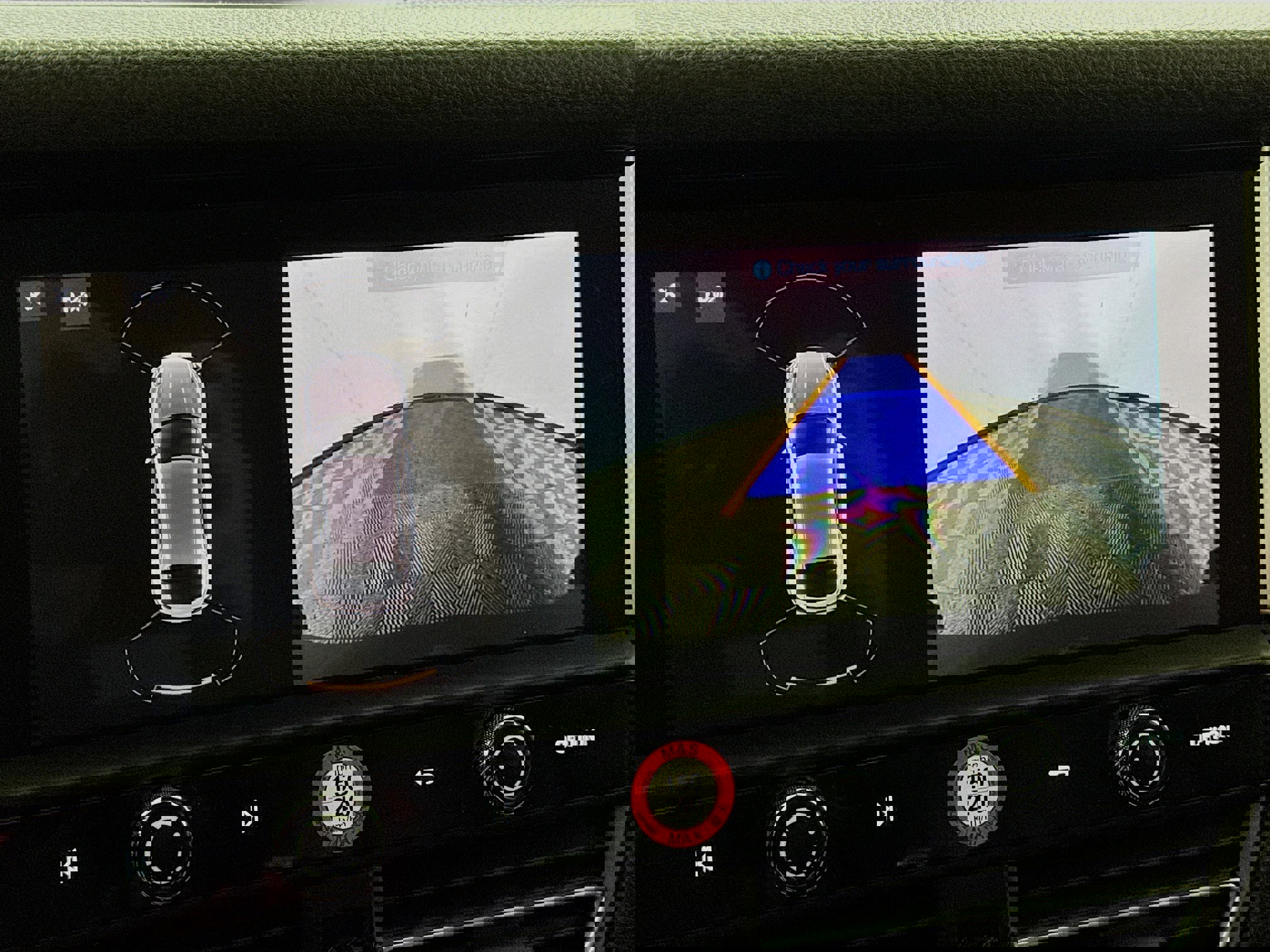 Used 2024 Porsche Macan image 3