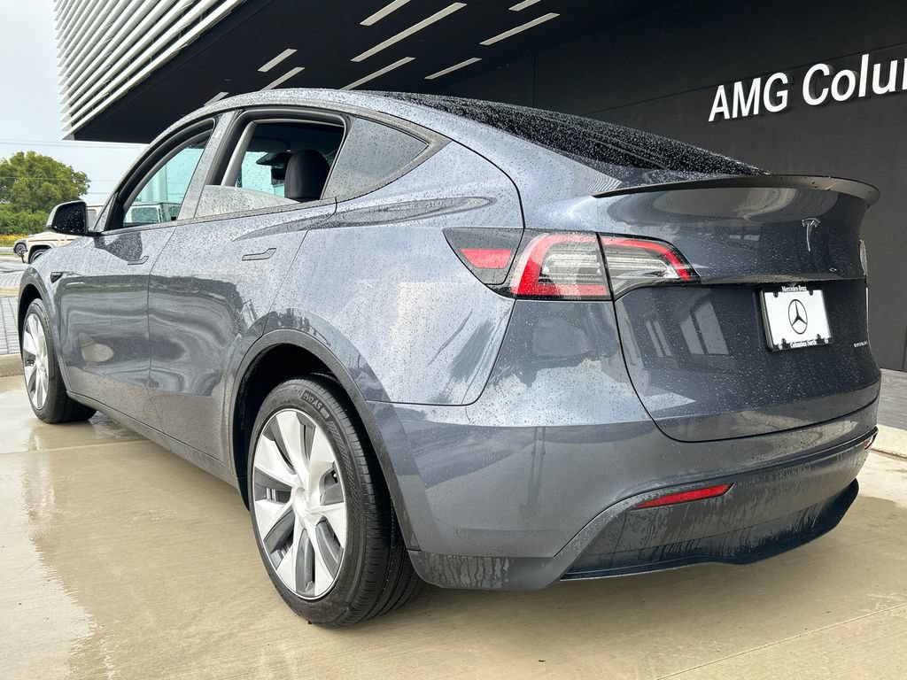 Used 2023 Tesla Model Y AWD image 5