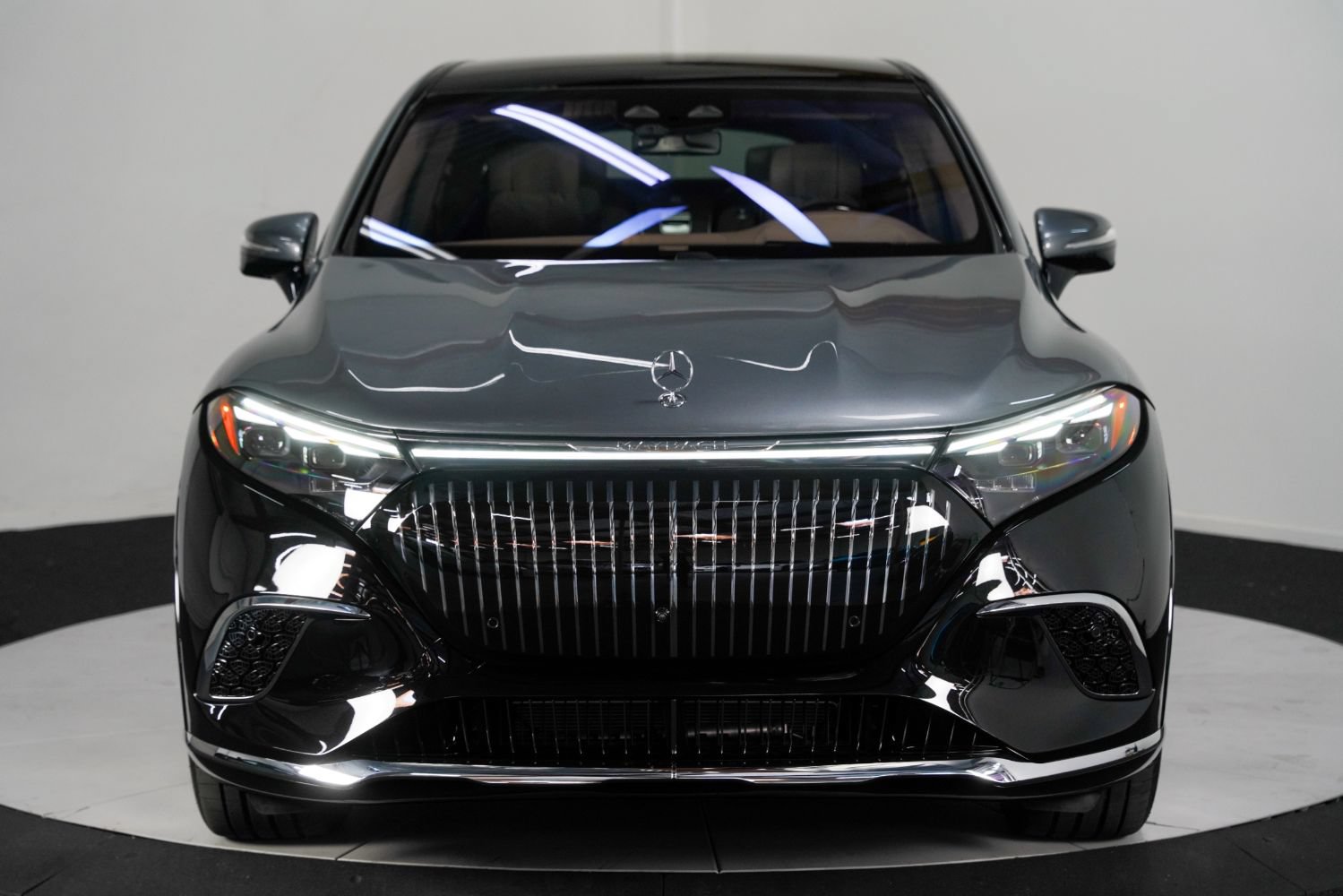 Used 2025 Mercedes-Benz Maybach EQS 680 4MATIC image 10