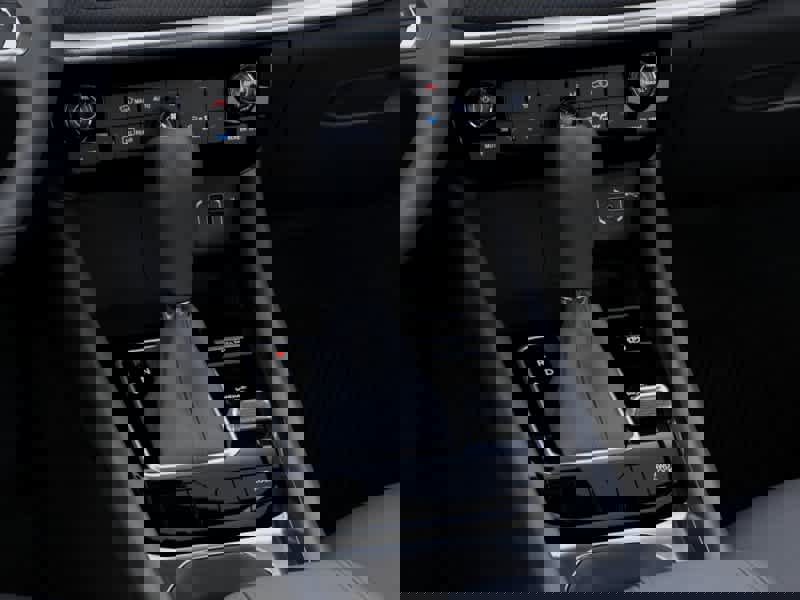 New 2026 Jeep Compass Latitude image 24