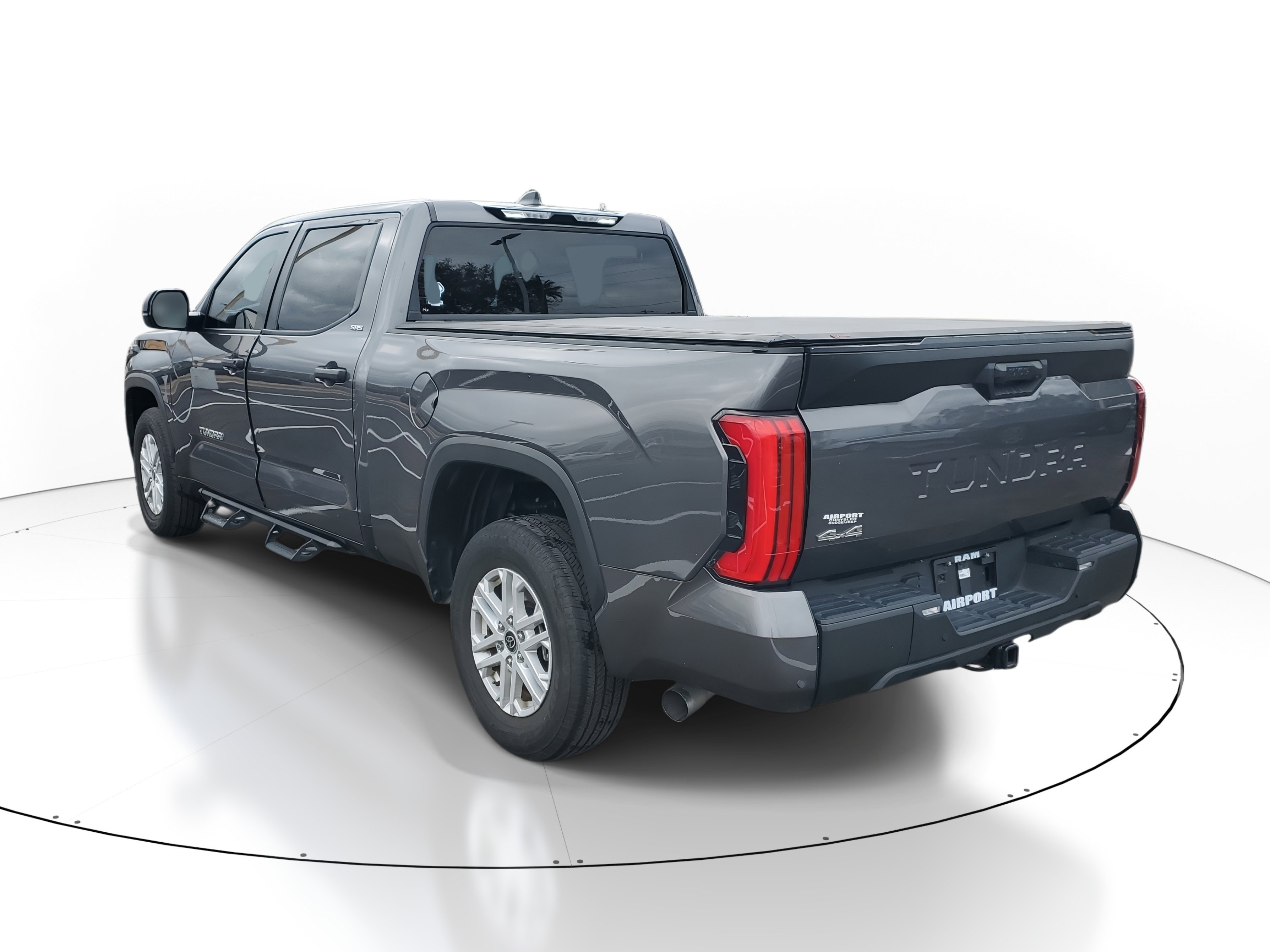 Used 2024 Toyota Tundra SR5 image 3