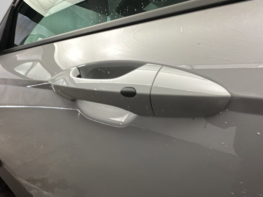 New 2026 Hyundai Kona SEL Premium image 5