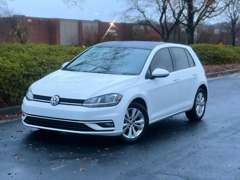 Used 2018 Volkswagen Golf SE image 5