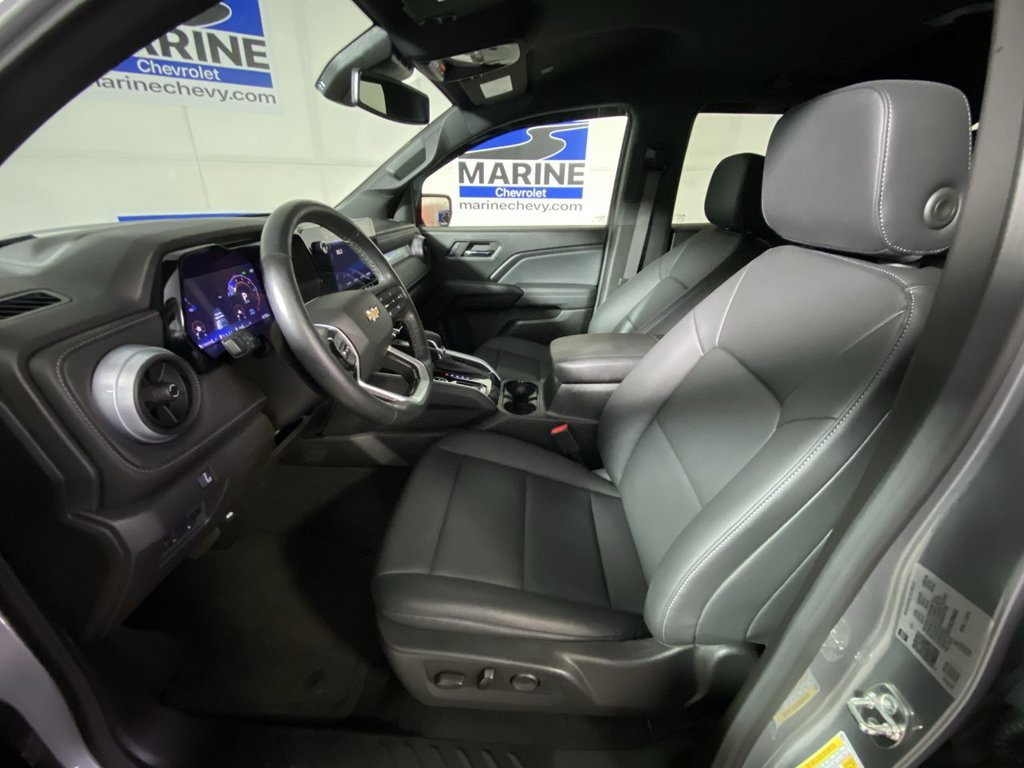 Used 2024 Chevrolet Colorado LT w/ LT Convenience Package III AWD/4WD image 24