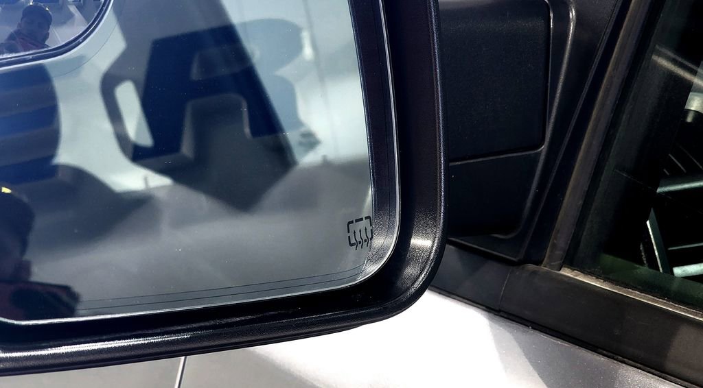 Used 2023 RAM 1500 Laramie image 9