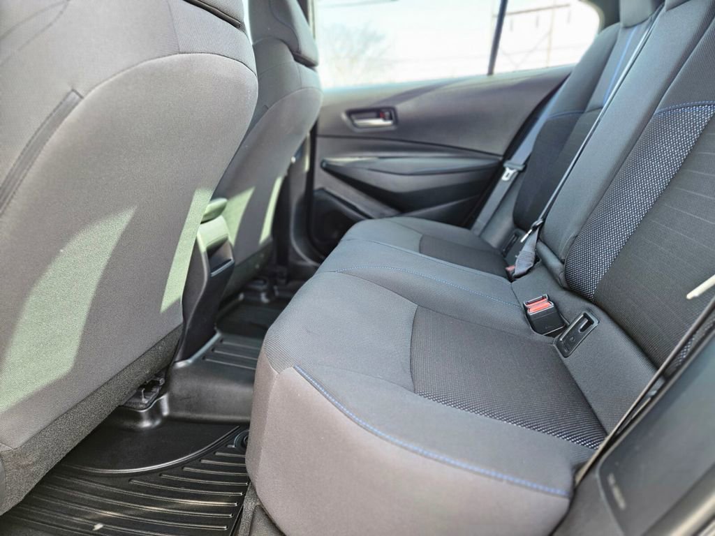 Used 2022 Toyota Corolla SE image 13