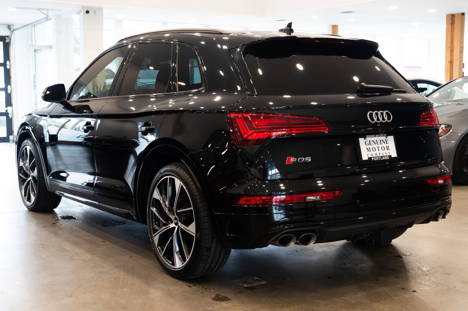 Used 2021 Audi SQ5 Premium Plus w/ Premium Plus Package AWD/4WD image 6